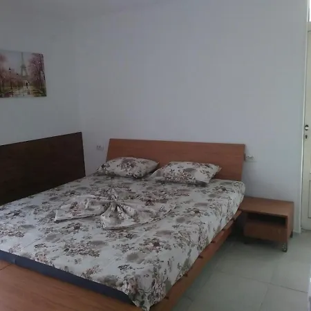 орлите Appartement Ahtopol